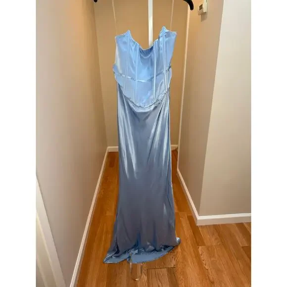 NEW NWT Meshki Harlow Satin Strapless Maxi Dress
Cornflower Blue Medium - Picture 4 of 6